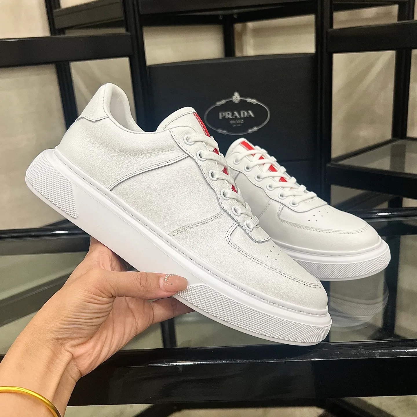 Men's shoes💰440 Prada/Prada Men's new casual shoes, this upper is made of imported calfskin + sheep lining! The outsole is made of non-slip sports foam and ultra-light, which feels good on the feet. It is a fashionable and stylish item!  Size: 38-44 (45 customized)